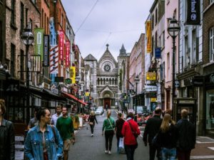 Immersion linguistique longue durée gap year dublin