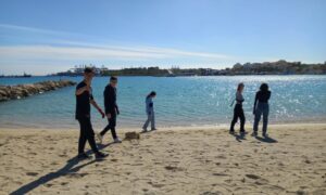 malta beach cleaning; projet développement durable exemple