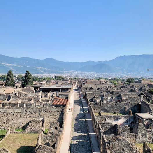 NAPOLI ET POMPEI