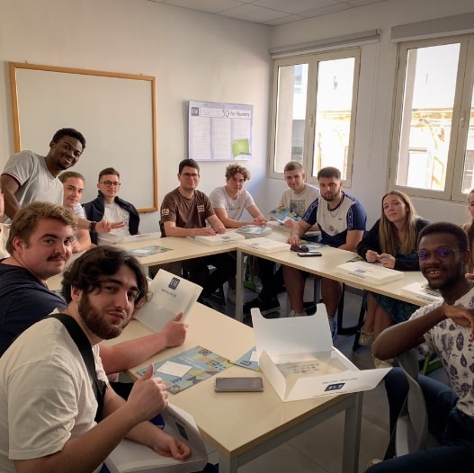 STAGE LINGUISTIQUE EN FAMILLE D’ACCUEIL