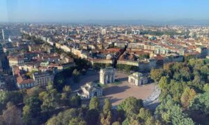 vue panoramique sur milan; voyage scolaire italie; auberge jeunesse milan; chateau des sforza